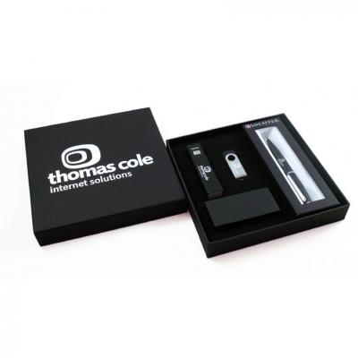 Image of Promotional Luxury Power Bank Gift Sets - Power Bank USB Drive and Sheaffer Pen