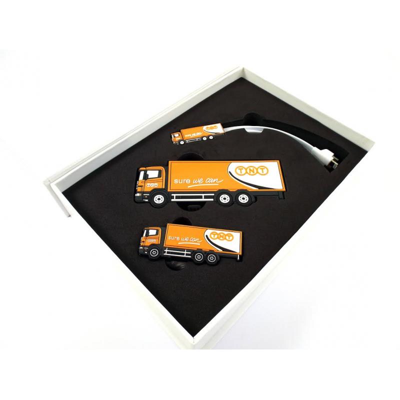 Image of Bespoke Powerbank, Cables & USB Executive Gift Set.