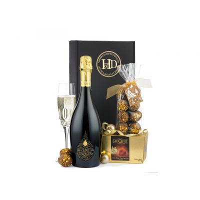 Image of Prosecco And Chocolates Christmas Gift Set Individual Mailing Available 