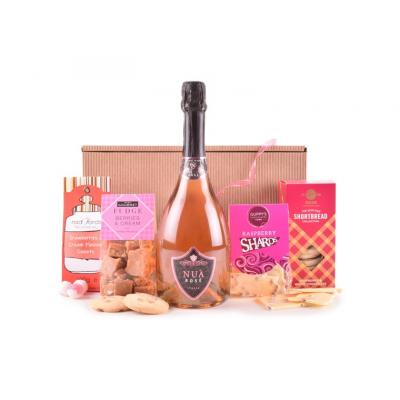 Image of Promotional Christmas Hamper- The Pink Sparkling Treat Filled With Sparkling Rose Wine And Sweets Treats
