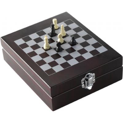 Image of Wine Gift Set with Wooden Chess Set